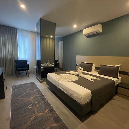 Agora Royal Hotel Istanbul Bagian luar foto